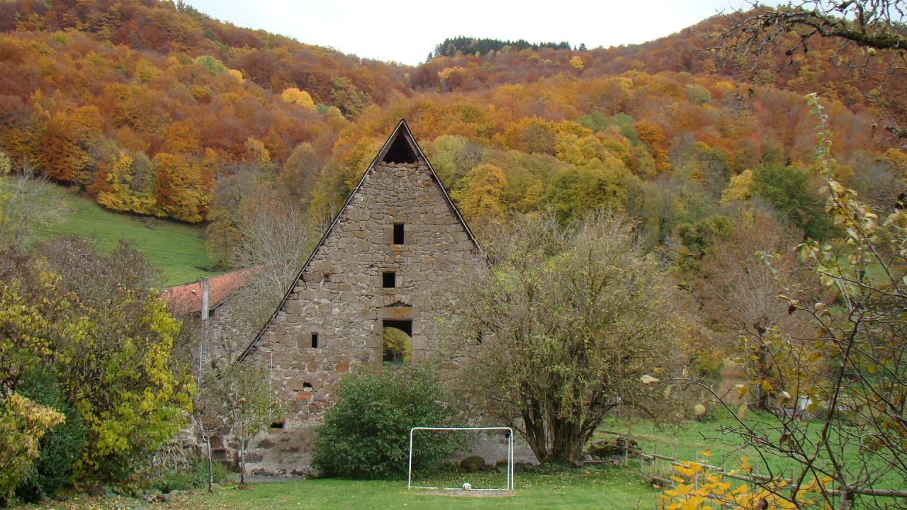 Grange de la maison forte